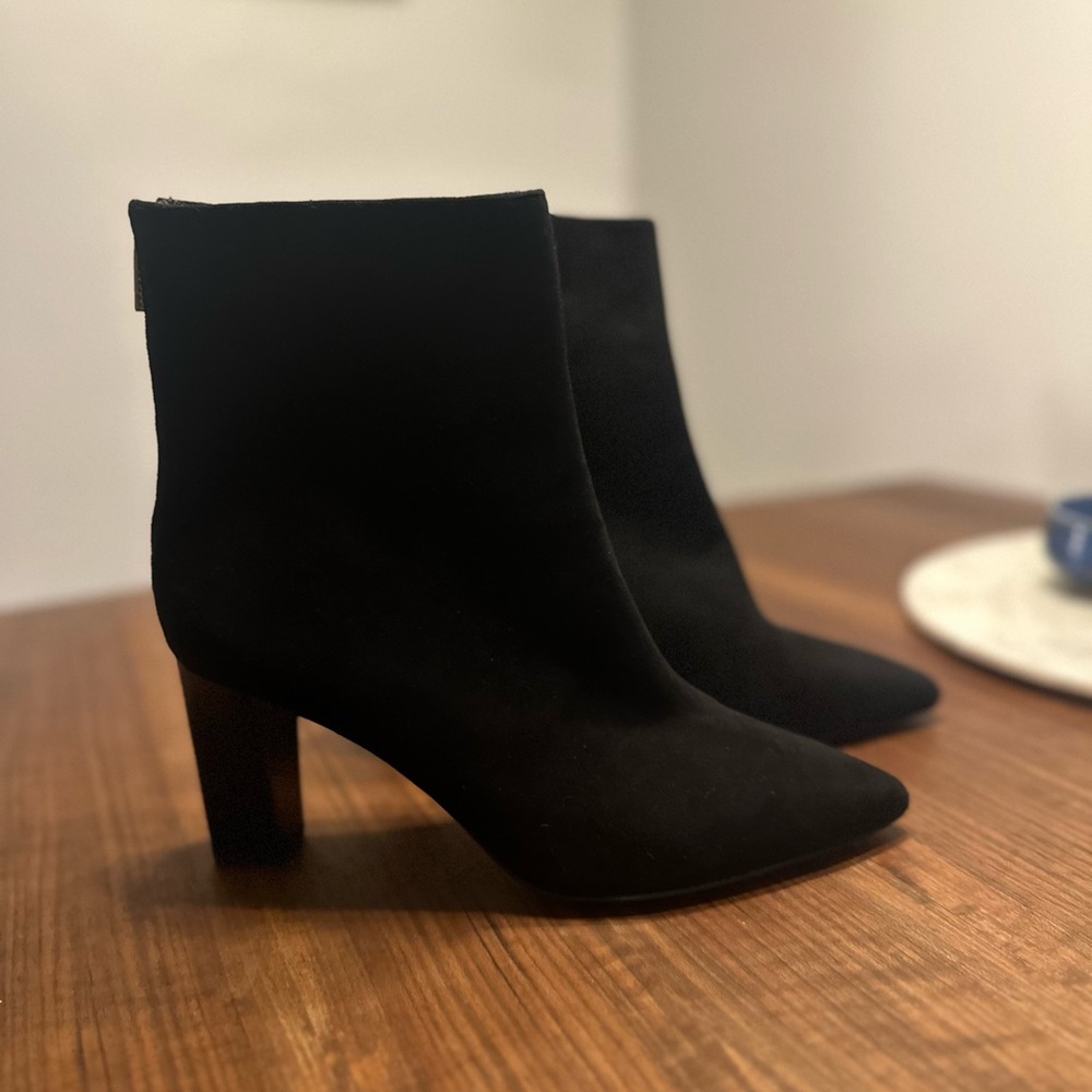 Lafayette 148 New York Cadwin Suede Boots